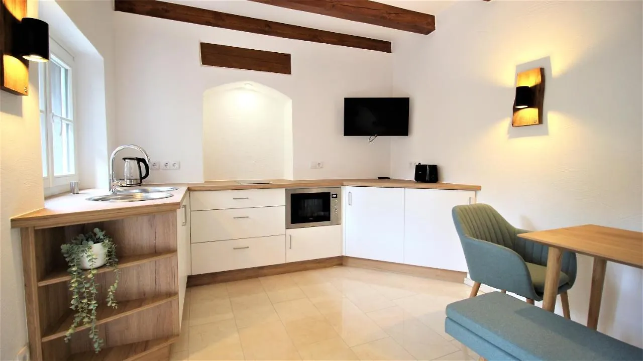 דירות וירצבורג Idyllic Setting In Center - Bright & Modern