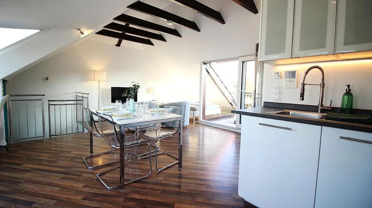 דירות וירצבורג Idyllic Setting In Center - Bright & Modern